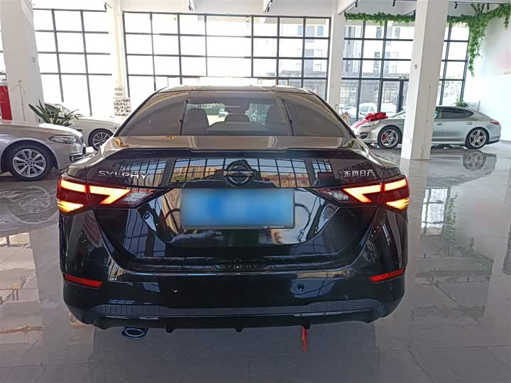 Фото 6 - Nissan Sylphy