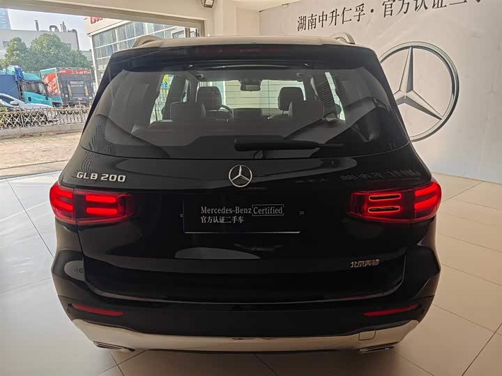 Фото 9 - Mercedes-Benz GLB-Class