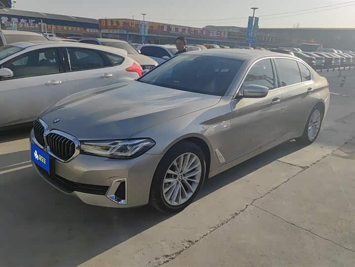 Фото 1 - BMW 5 Series