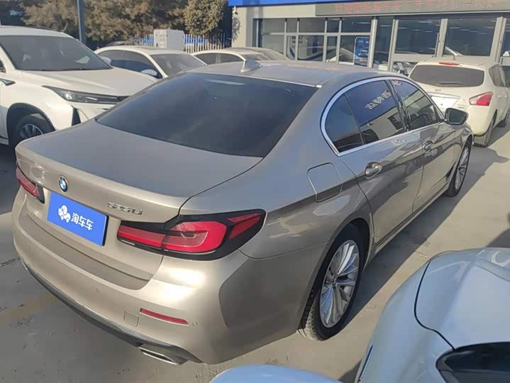 Фото 3 - BMW 5 Series