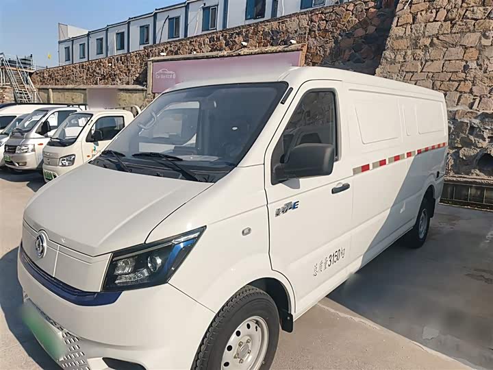 Фото 2 - Dongfeng EM27