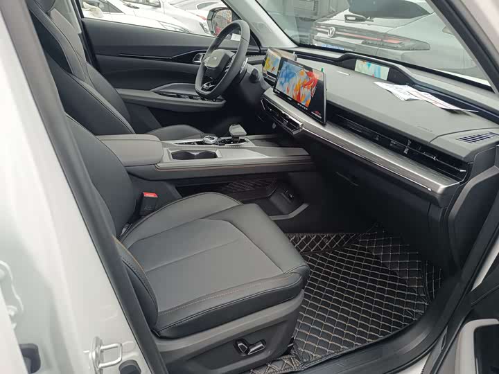 Фото 5 - Changan Oshan Z6