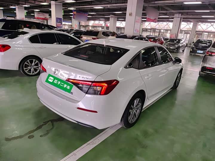 Фото 7 - Honda Civic