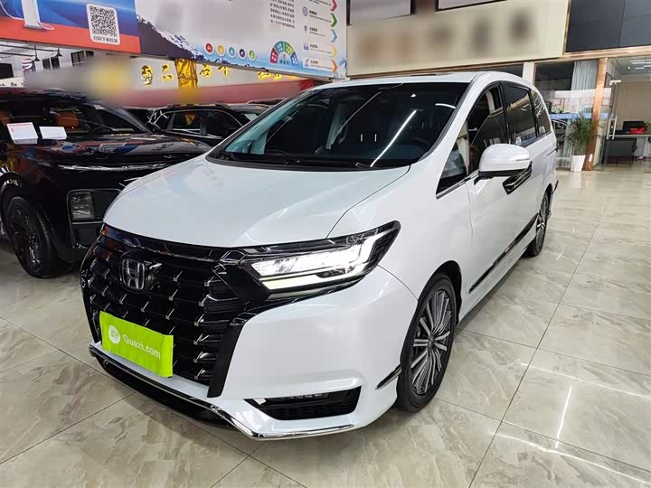 Фото 2 - Honda Elysion