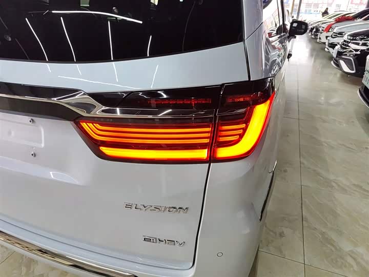 Фото 8 - Honda Elysion