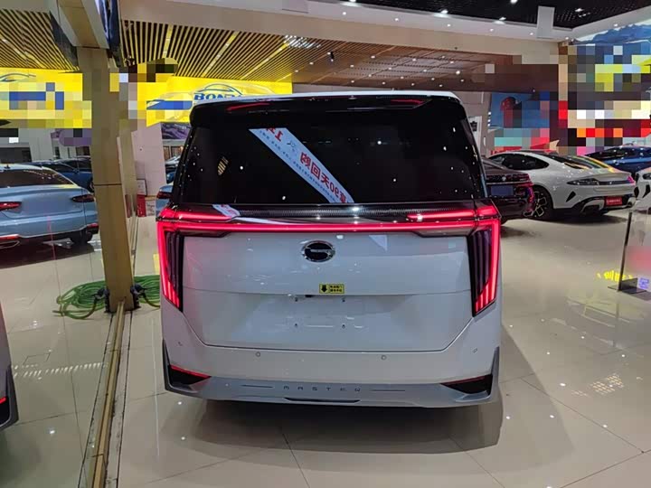 Фото 6 - GAC Trumpchi E9