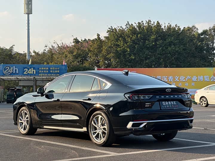 Фото 5 - Ford Mondeo