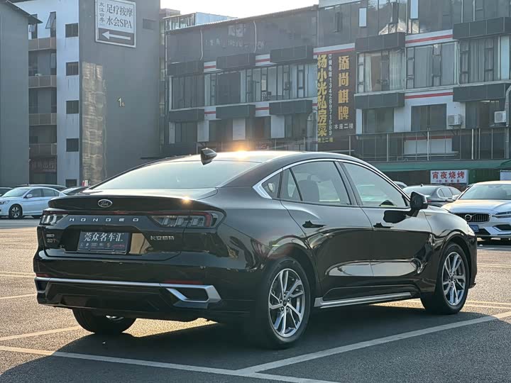 Фото 6 - Ford Mondeo