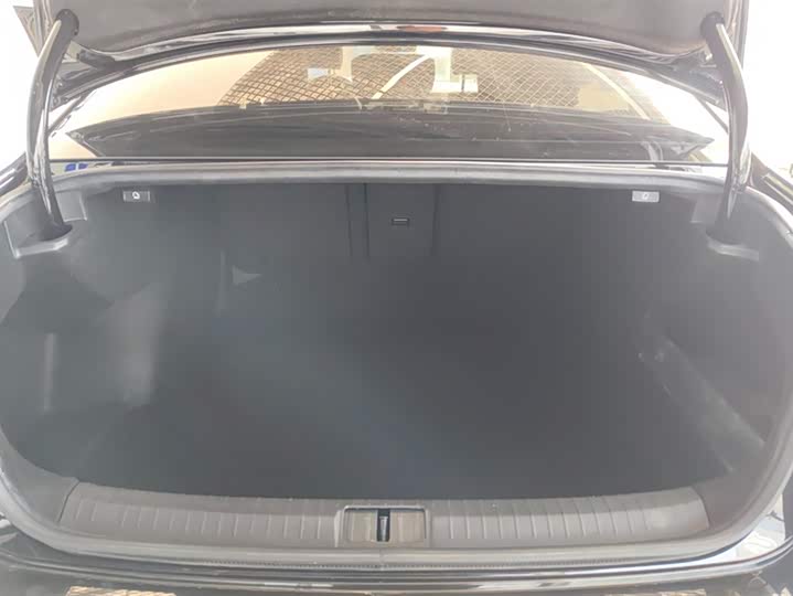 Фото 4 - Volkswagen Magotan