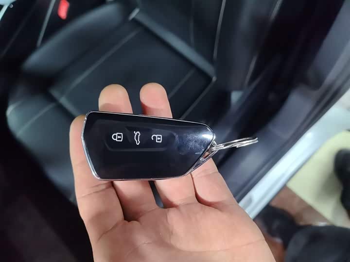 Фото 9 - Volkswagen ID.4 X