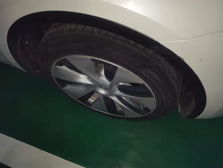 Фото 6 - Tesla Model Y