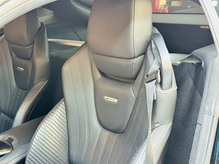 Фото 8 - Mercedes-Benz AMG GT