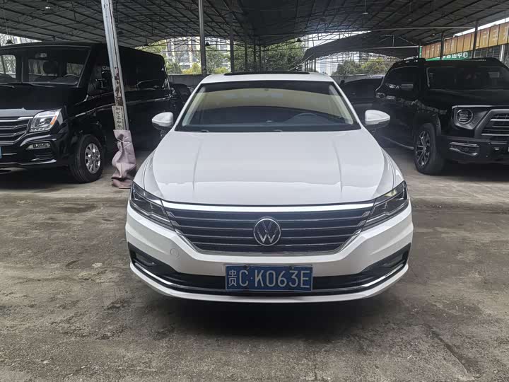 Фото 2 - Volkswagen Lavida