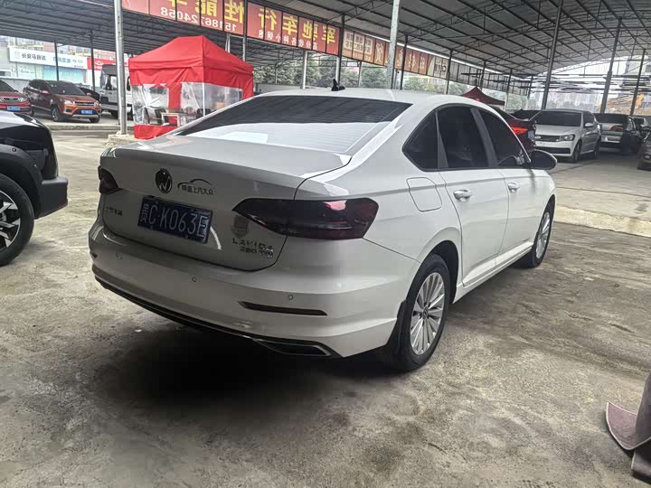 Фото 7 - Volkswagen Lavida