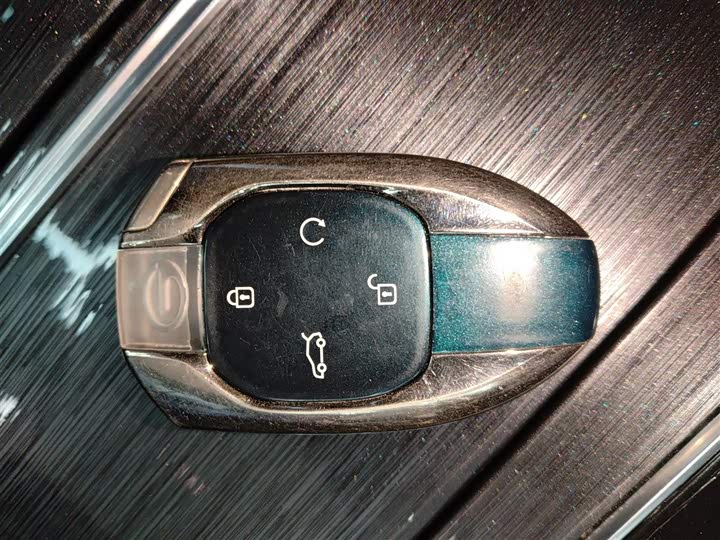 Фото 9 - GAC Trumpchi GS8