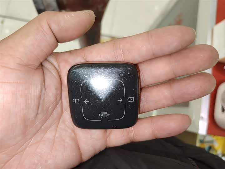 Фото 9 - Zeekr 001