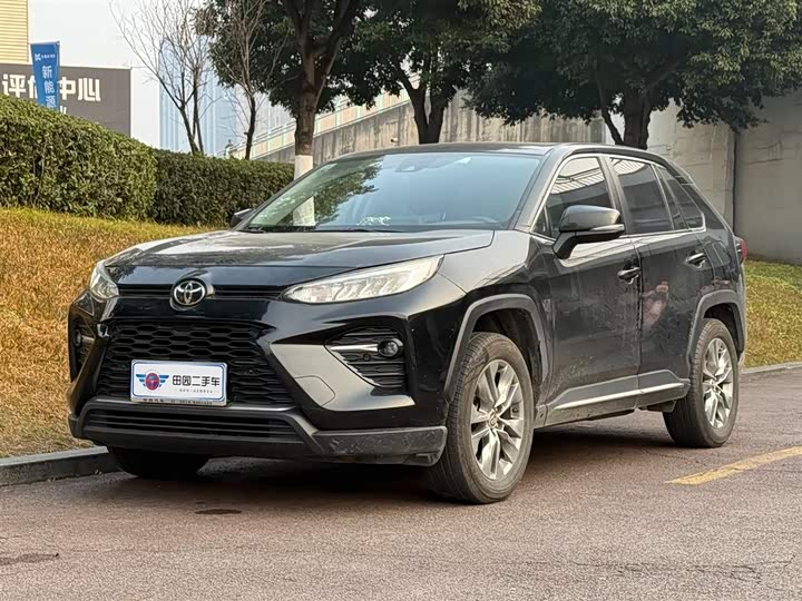 Фото 1 - Toyota Wildlander