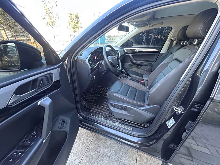 Фото 9 - Volkswagen Tayron