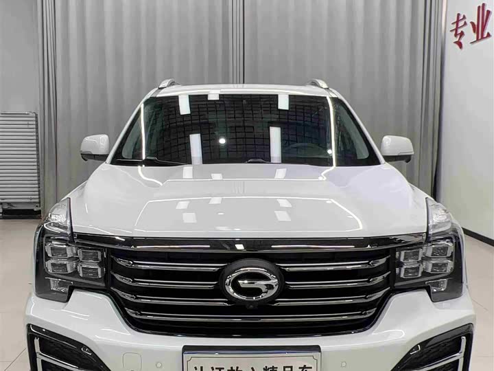 Фото 2 - GAC Trumpchi GS8