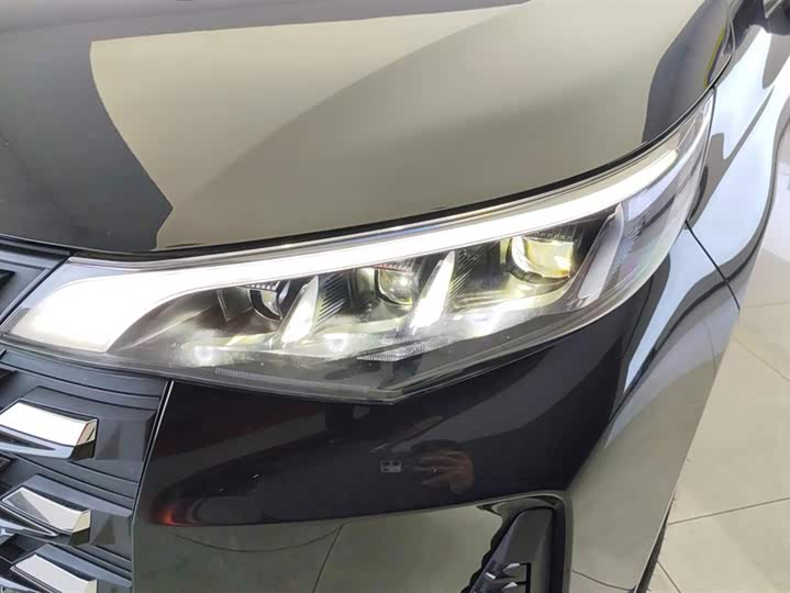 Фото 5 - GAC Trumpchi M6