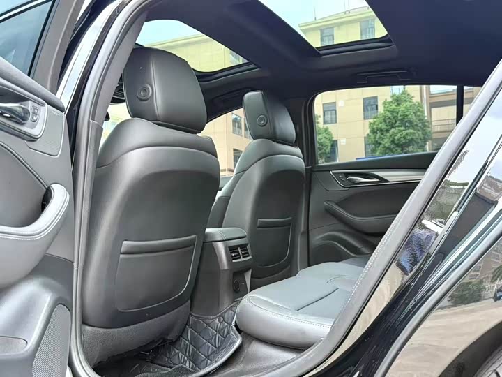 Фото 5 - Cadillac CT5