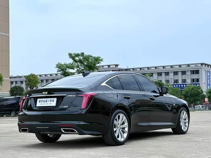 Фото 9 - Cadillac CT5