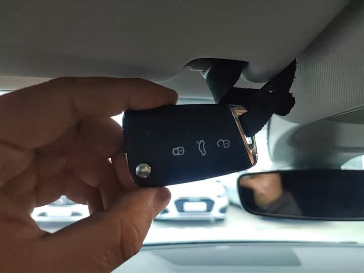 Фото 9 - Volkswagen CC