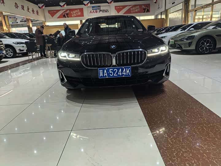 Фото 2 - BMW 5 Series