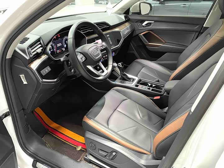 Фото 5 - Audi Q3