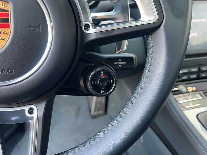 Фото 3 - Porsche 718