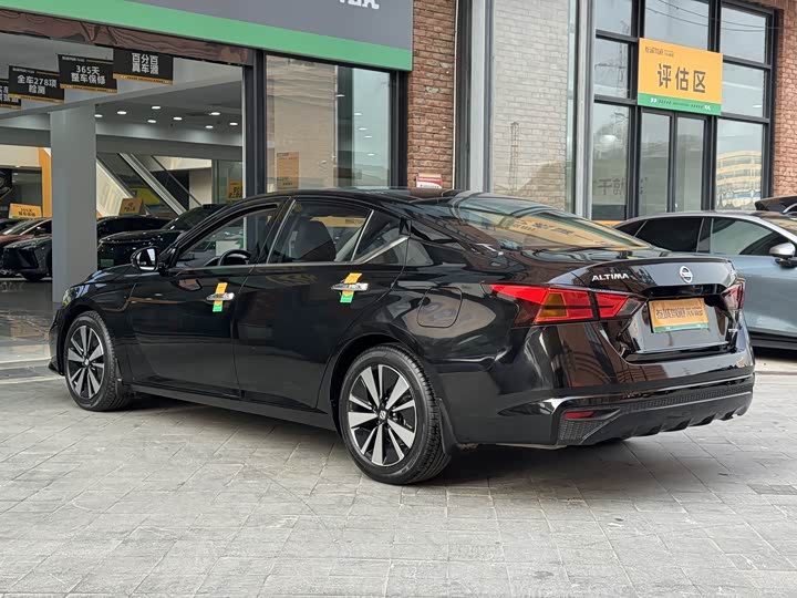 Фото 6 - Nissan Teana