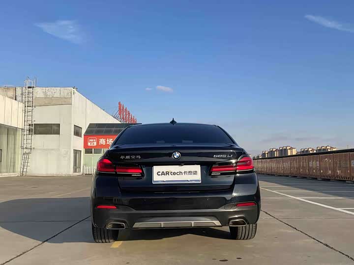 Фото 8 - BMW 5 Series