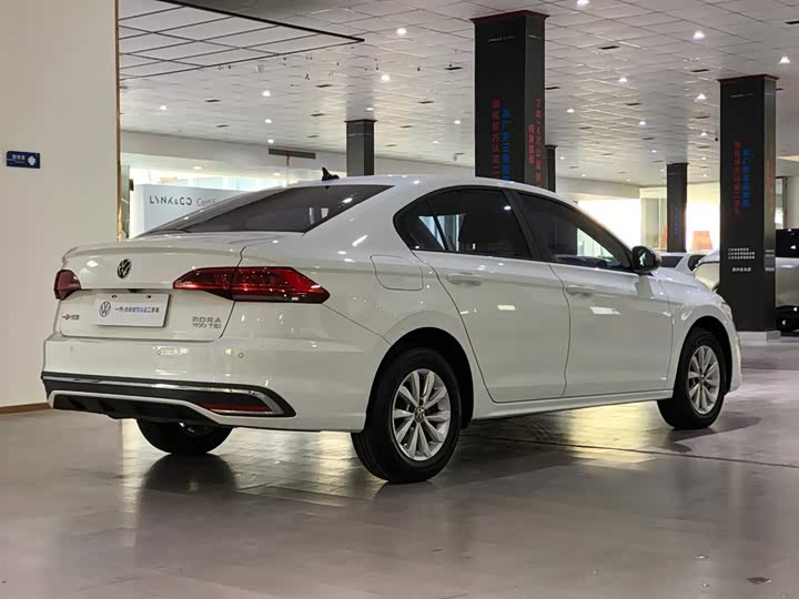 Фото 4 - Volkswagen Bora