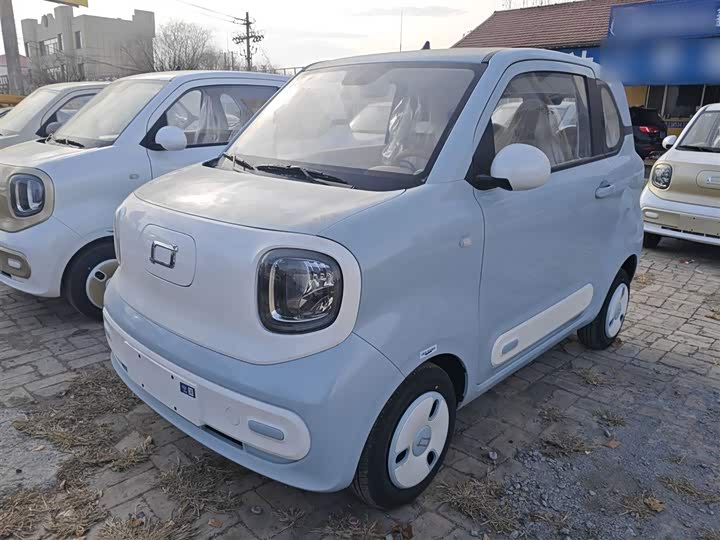 Фото 1 - Bestune Pony