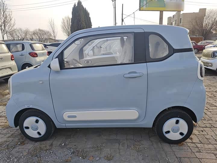 Фото 5 - Bestune Pony