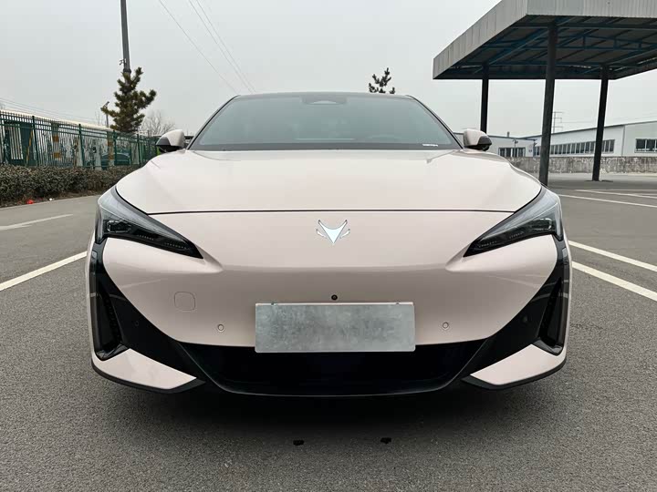 Фото 2 - BAIC Arcfox Alpha S5