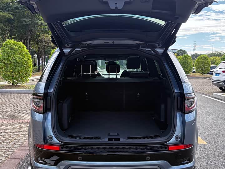 Фото 8 - Land Rover Discovery Sport Hybrid