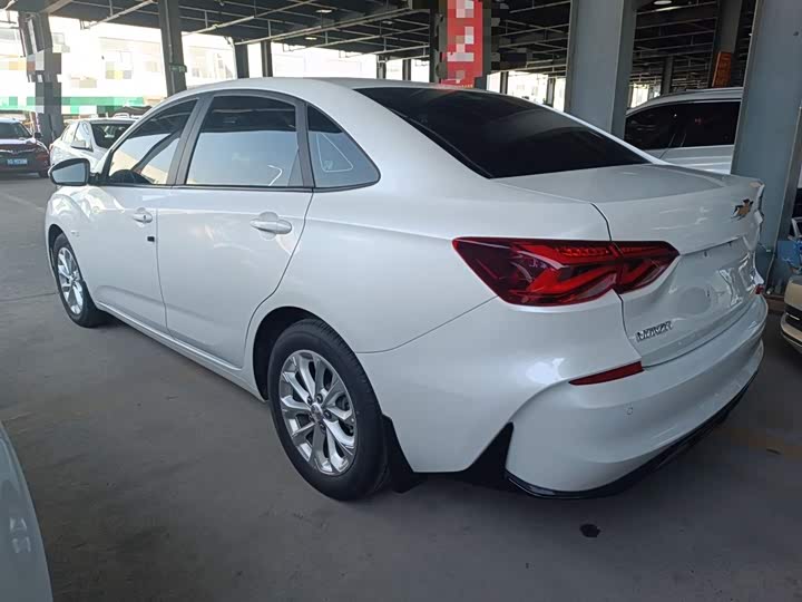 Фото 5 - Chevrolet Monza