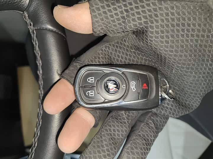 Фото 9 - Buick GL8 ES