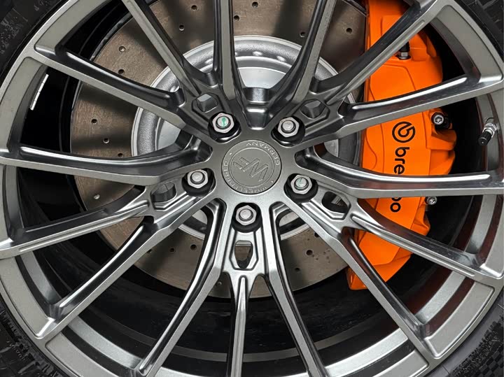 Фото 3 - XPeng P7