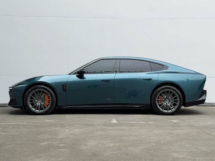 Фото 4 - XPeng P7