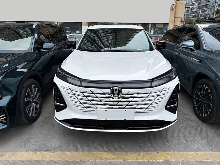 Фото 2 - Changan CS75 Plus