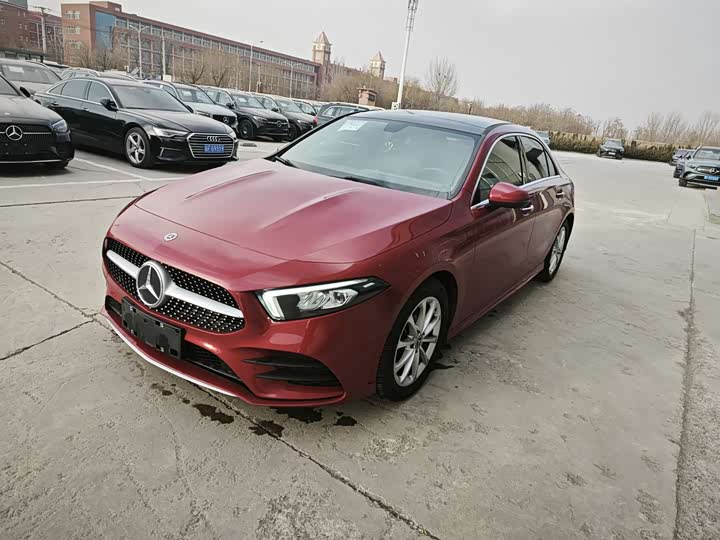 Фото 1 - Mercedes-Benz A-Class