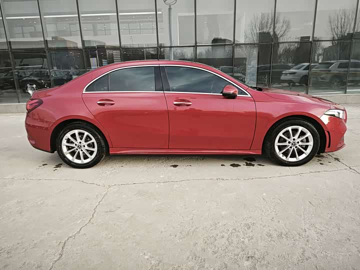 Фото 2 - Mercedes-Benz A-Class