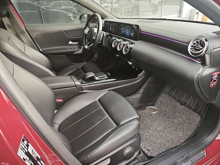 Фото 4 - Mercedes-Benz A-Class