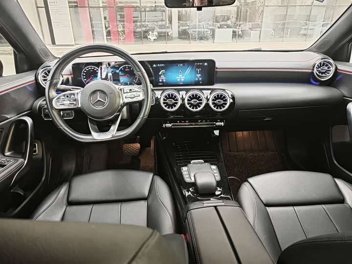 Фото 5 - Mercedes-Benz A-Class