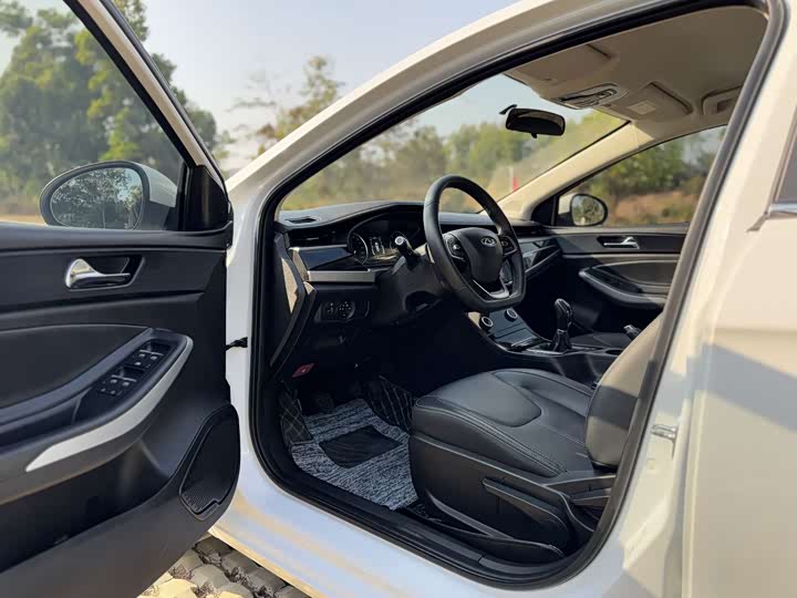 Фото 5 - Chery Arrizo 5