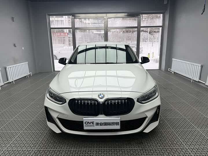 Фото 2 - BMW 1 Series