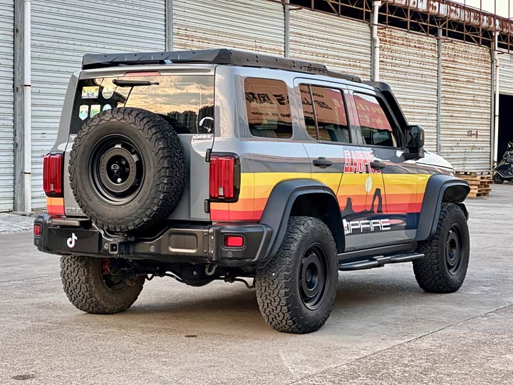 Фото 6 - Tank 300