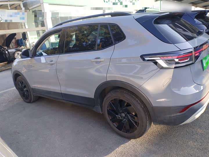 Фото 5 - Volkswagen Tharu